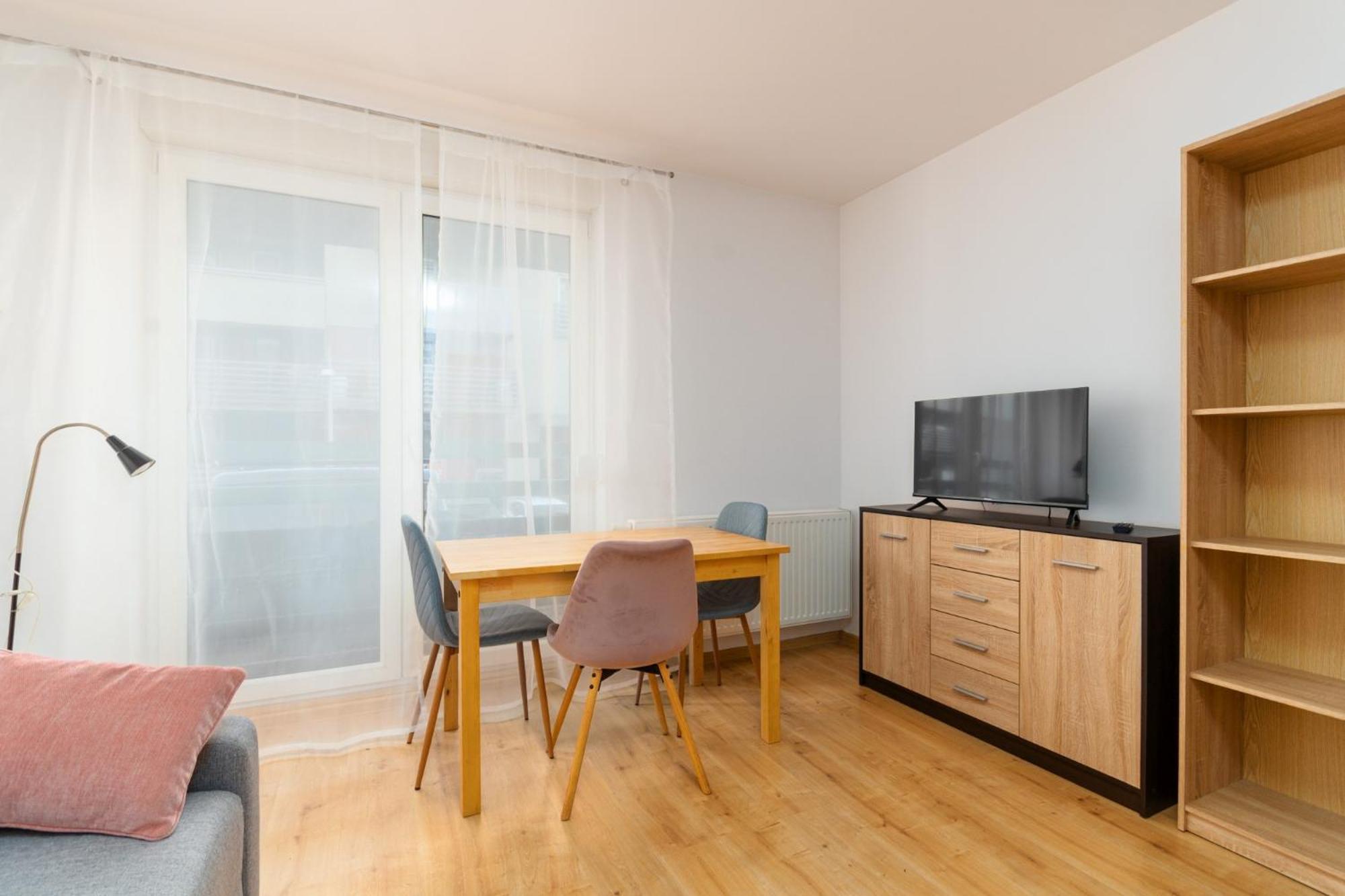 Apartment Teczowa Tranquil Space