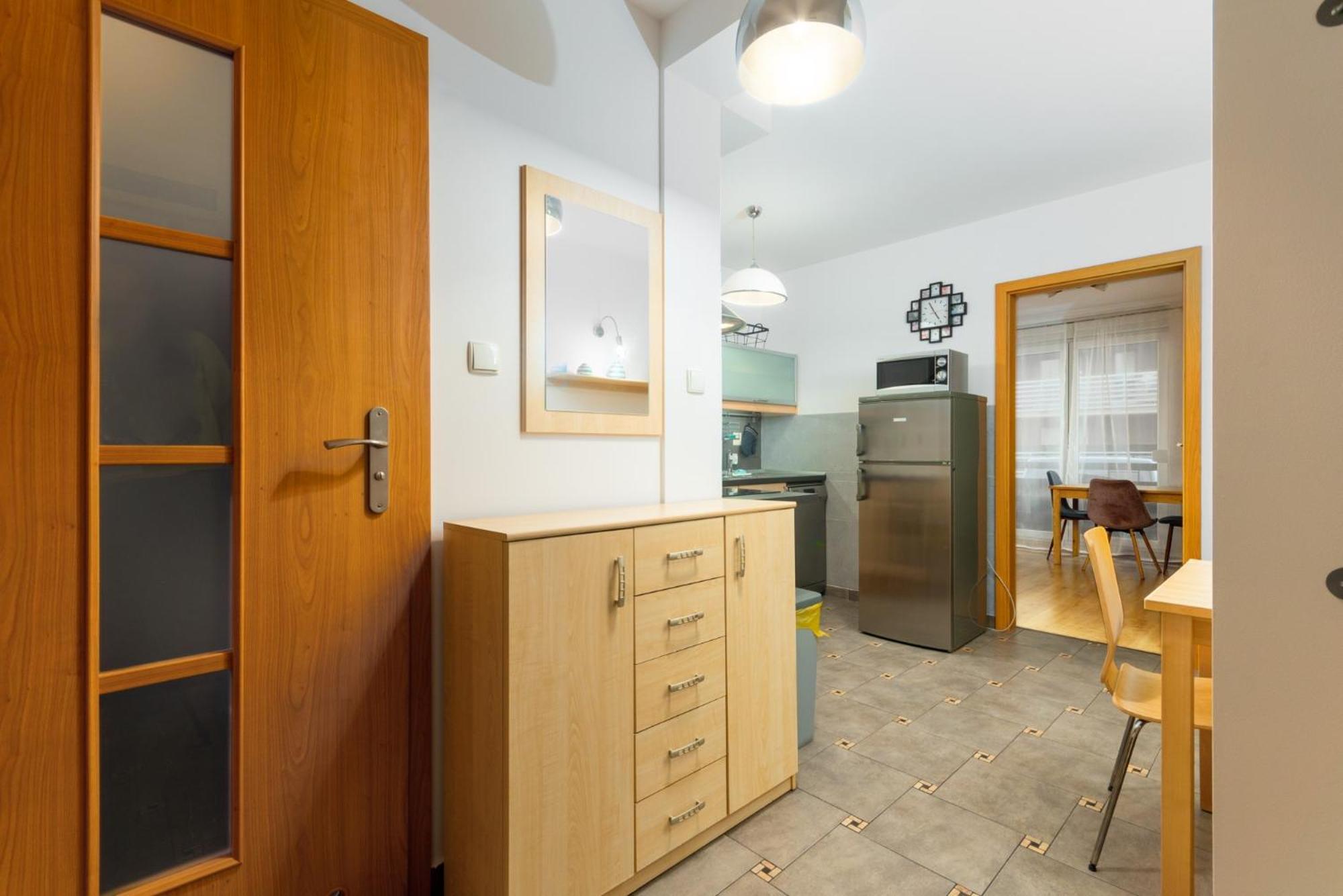 Apartment Teczowa Tranquil Space Breslau